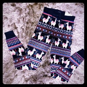 American Eagle Llama Sweater Leggings